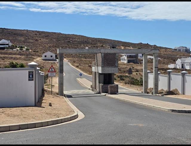 2 BEDROOM HOUSE FOR SALE IN ST HELENA VIEWS